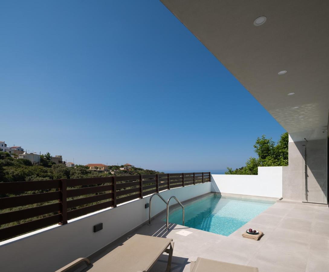 O-Cyanea Villa With Heated Pool Kournas ภายนอก รูปภาพ